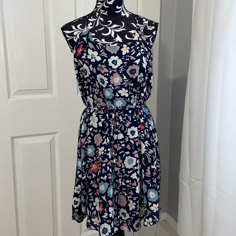 LOFT racerback tie waist dress